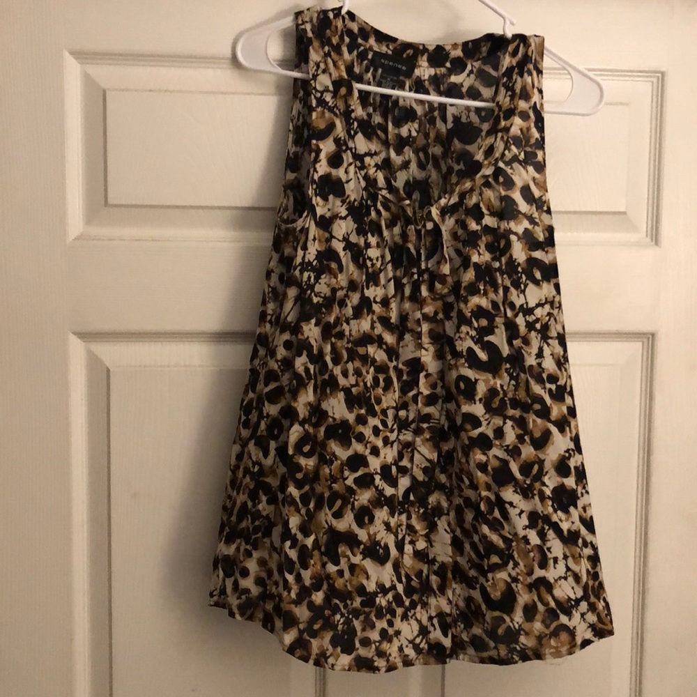 Leopard print top